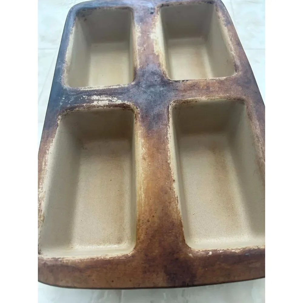 Pampered Chef Mini 4 Loaf Seasoned Retired Family Heritage Stoneware Bread Pan
